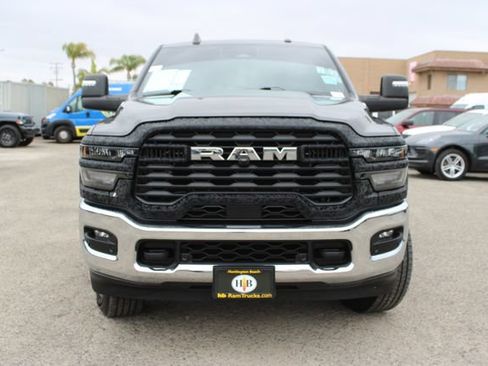 Used 2025 RAM 3500 Big Horn AWD/4WD image 2