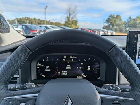 New 2026 Mitsubishi Outlander SE image 31