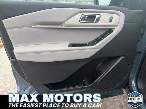 New 2026 Ford Explorer Active image 22