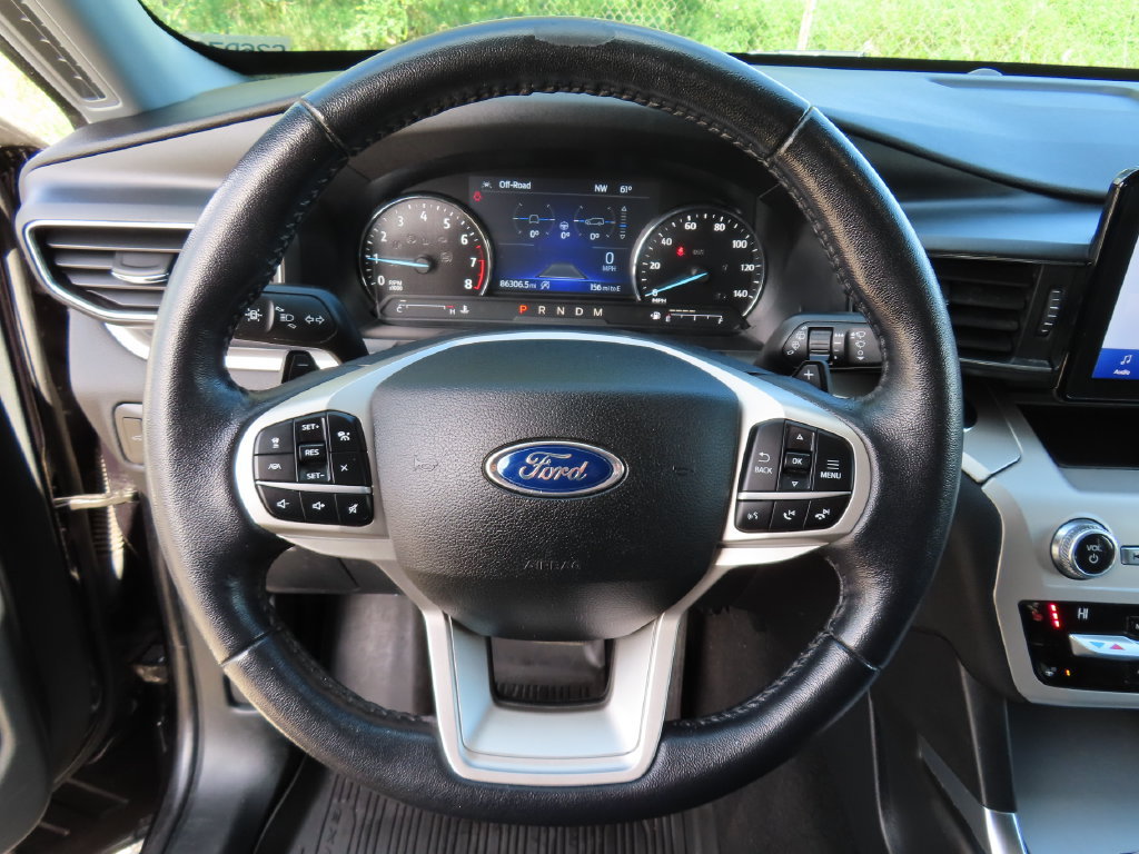 Used 2021 Ford Explorer XLT AWD/4WD image 20