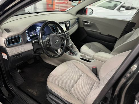 Used 2019 Kia Niro LX image 15