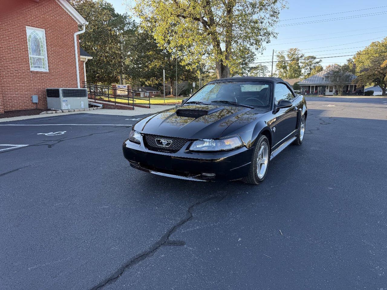 Used 2004 Ford Mustang GT RWD image 1