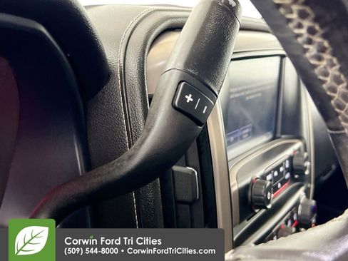 Used 2016 GMC Sierra 3500 Denali w/ Duramax Plus Package image 9