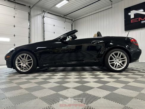 Used 2009 Mercedes-Benz SLK 300 image 20