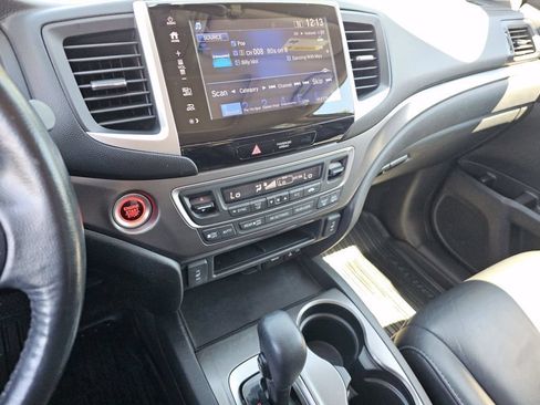 Used 2017 Honda Pilot EX-L image 31