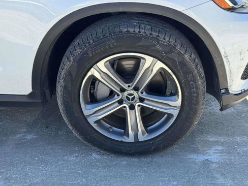 Used 2019 Mercedes-Benz GLC 300 4MATIC image 6