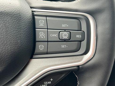 New 2026 Jeep Grand Wagoneer 4WD image 23