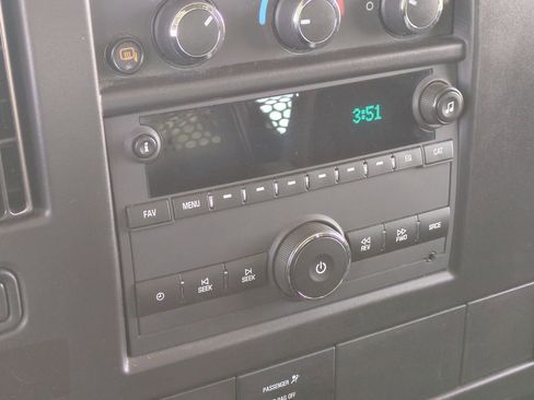 Used 2024 Chevrolet Express 2500 w/ Driver Convenience Package image 13