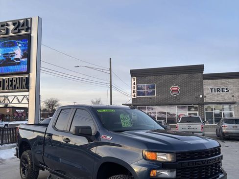 Used 2020 Chevrolet Silverado 1500 Custom Trail Boss w/ Infotainment Package image 1