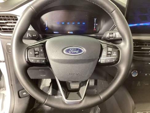 Used 2024 Ford Escape Active w/ Tech Pack #1 AWD/4WD image 14