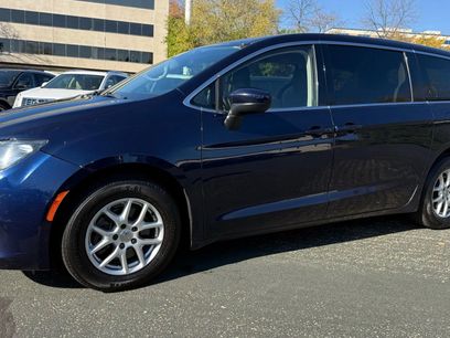 Used 2020 Chrysler Voyager LX