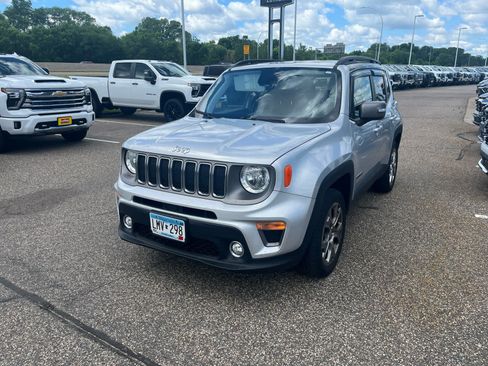 Used 2019 Jeep Renegade Limited AWD/4WD image 7