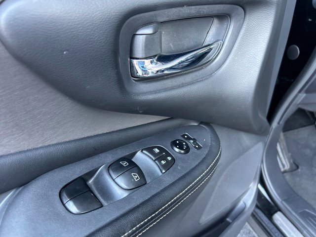 Used 2024 Nissan Murano SV w/ SV Midnight Edition Package AWD/4WD image 12