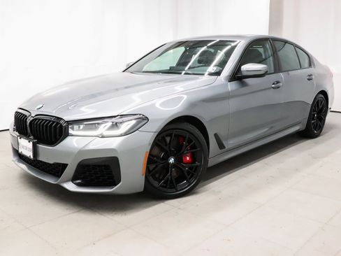 Used 2023 BMW M550i xDrive w/ Parking Assistance Package image 3