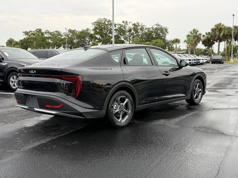 New 2026 Kia K4 FWD image 4