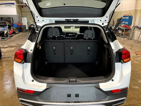 New 2026 Buick Encore GX Preferred w/ Comfort Package FWD image 21