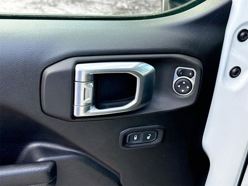 Used 2022 Jeep Wrangler Unlimited Rubicon 4xe w/ Cold Weather Group image 19