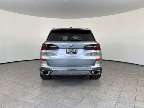 New 2026 BMW X5 xDrive40i w/ M Sport Package AWD/4WD image 10