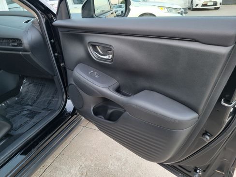 Used 2023 Honda HR-V LX image 24