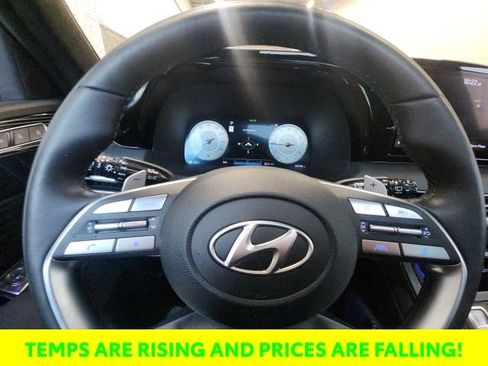 Used 2025 Hyundai Palisade Calligraphy image 25