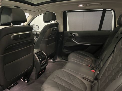 Used 2026 BMW X7 xDrive40i image 23