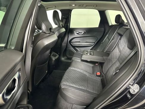 Used 2023 Volvo XC60 B5 Core AWD/4WD image 24