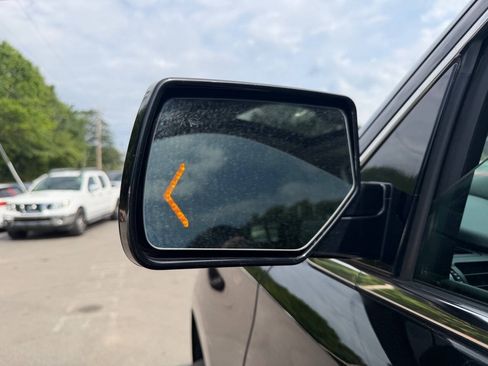 Used 2016 Chevrolet Tahoe LT AWD/4WD image 32