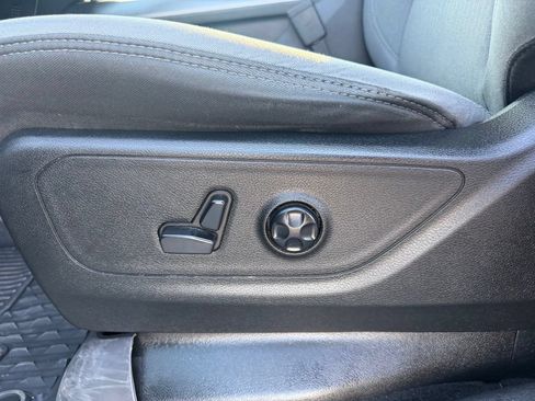 Used 2019 RAM 1500 Big Horn RWD image 23