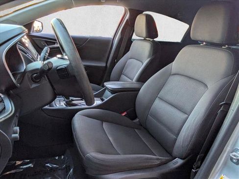 Used 2020 Chevrolet Malibu LT image 15