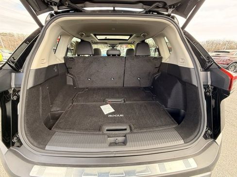 Certified 2023 Nissan Rogue SL w/ SL Premium Package image 19