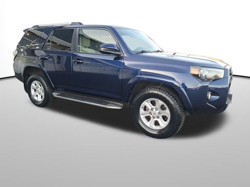 Used 2019 Toyota 4Runner SR5 image 8