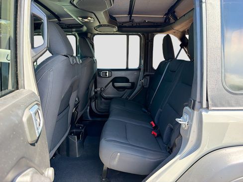 Used 2021 Jeep Wrangler Unlimited Sport AWD/4WD image 20