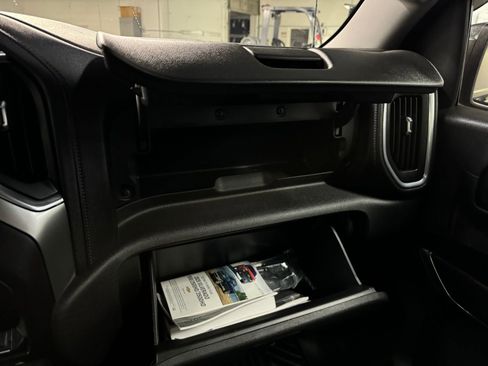 Used 2020 Chevrolet Silverado 1500 LT w/ All-Star Edition image 26