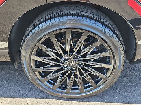 Used 2024 Hyundai Santa Fe Calligraphy image 8