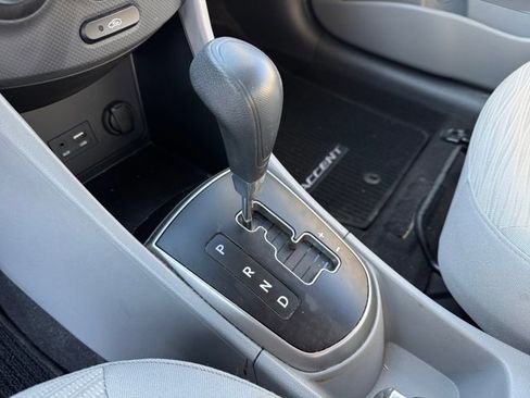 Used 2016 Hyundai Accent SE image 30