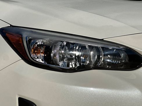 Used 2022 Subaru Crosstrek 2.0i Premium w/ Popular Package #4 image 12