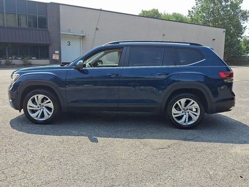 Used 2022 Volkswagen Atlas SE w/ Panoramic Sunroof Package AWD/4WD image 6