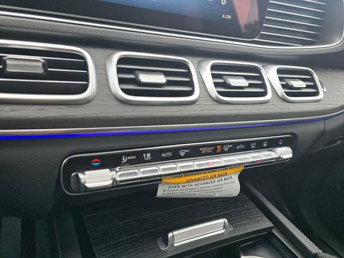New 2026 Mercedes-Benz GLE 450e 4MATIC image 31