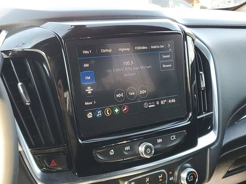 Certified 2023 Chevrolet Traverse LT FWD image 13