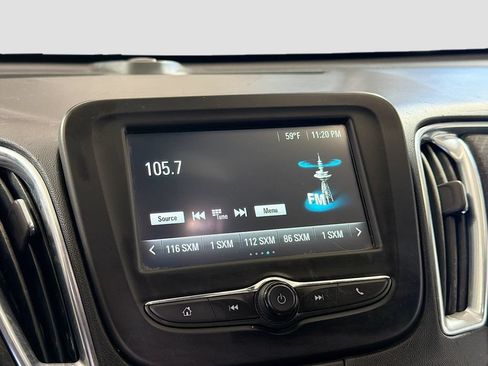 Used 2018 Chevrolet Malibu LT FWD image 15