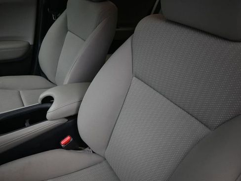 Used 2017 Honda HR-V LX image 17