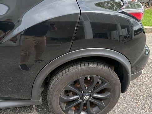Used 2017 Nissan Juke SV FWD image 16
