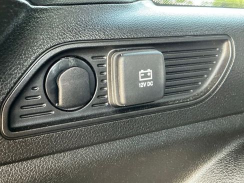 Used 2024 Jeep Grand Cherokee Altitude AWD/4WD image 23