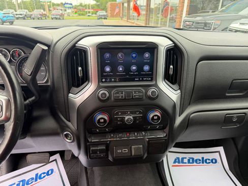 Used 2020 Chevrolet Silverado 1500 RST AWD/4WD image 13