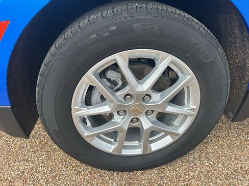 Used 2024 Chevrolet Equinox LT FWD image 10