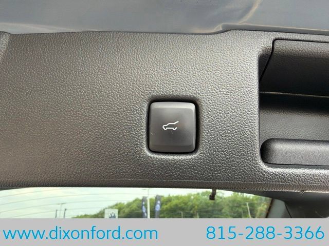 Used 2023 Ford Escape Platinum AWD/4WD image 29