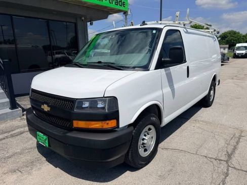 Used 2019 Chevrolet Express 2500 w/ Driver Convenience Package RWD image 1