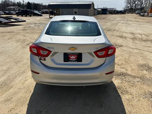 Used 2016 Chevrolet Cruze LT w/ LT Convenience Package image 7