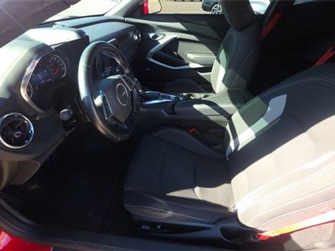 Used 2020 Chevrolet Camaro LT w/ RS Package image 13