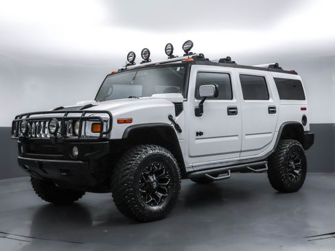 Used 2003 HUMMER H2 w/ Preferred Equipment Group AWD/4WD image 1